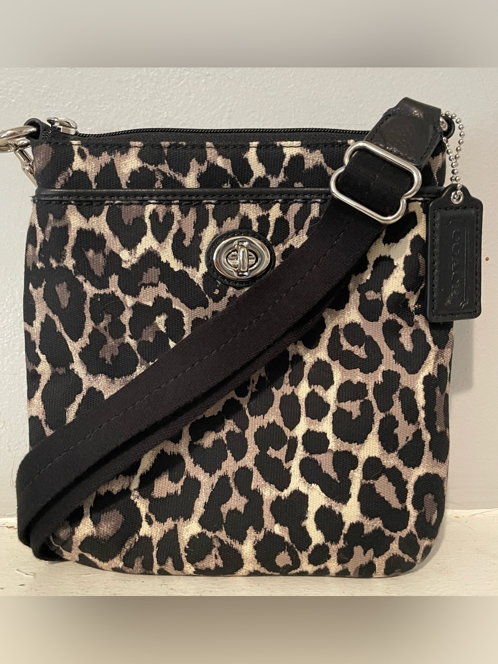 Coach Y2K Poppy Ocelot Leopard Crossbody Bag Gray Black Swingpack Animal Print